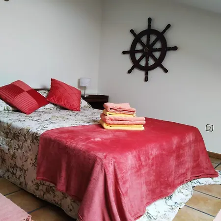 Nyaraló Prau Del Urogallo *